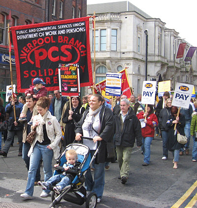 britishteachersstrike_080424_10.jpg